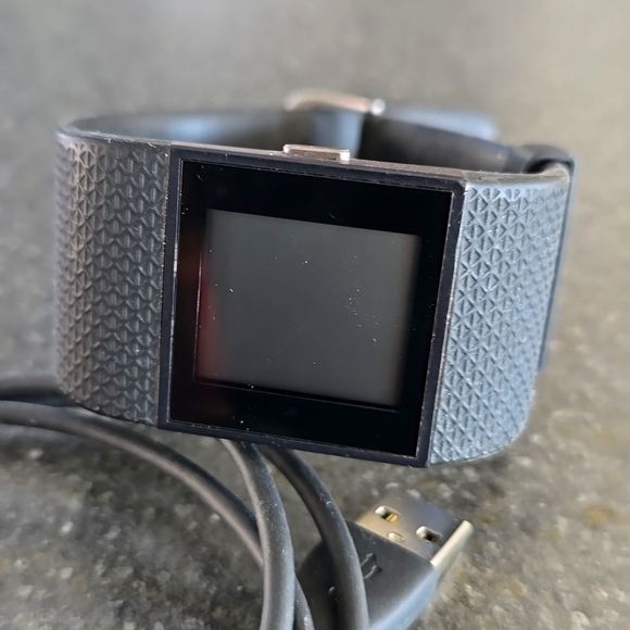 FITBIT WATCH - Picture 2 of 2